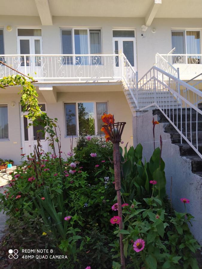 Emzari'S Apartment Кобулеті Екстер'єр фото