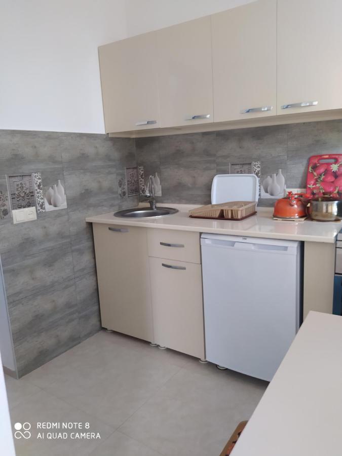 Emzari'S Apartment Кобулеті Екстер'єр фото