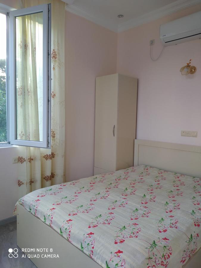 Emzari'S Apartment Кобулеті Екстер'єр фото