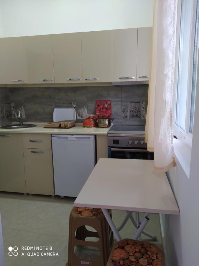 Emzari'S Apartment Кобулеті Екстер'єр фото